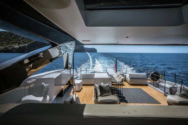 Charter Yacht ALVIUM - Ferretti Custom Line 106 - 5 Cabins - Ibiza - Palma - Mallorca