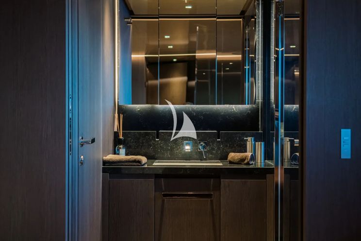 Charter Yacht ALVIUM - Ferretti Custom Line 106 - 5 Cabins - Ibiza - Palma - Mallorca