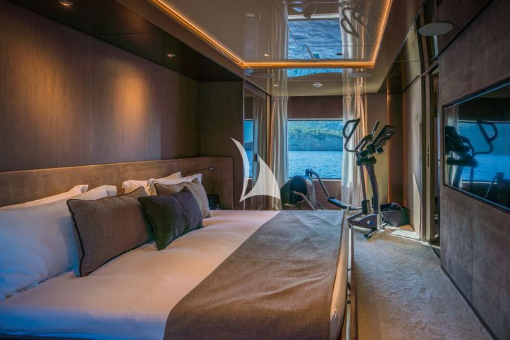 Charter Yacht ALVIUM - Ferretti Custom Line 106 - 5 Cabins - Ibiza - Palma - Mallorca