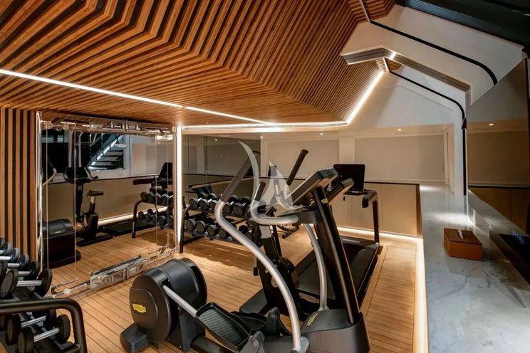 Charter Yacht AL WAAB - Alia 55m - 7 Cabins - St Tropez - Cannes - Nice - Antibes - French Riviera