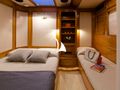 AMADEUS Dynamique 110 double cabin with single bed