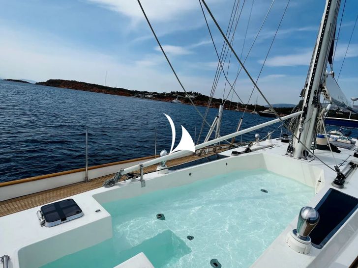 AMADEUS Dynamique 110 - pool or jacuzzi AMADEUS Dynamique 110 - pool or jacuzzi