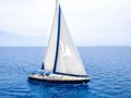 AMADEUS Dynamique 110 sailing