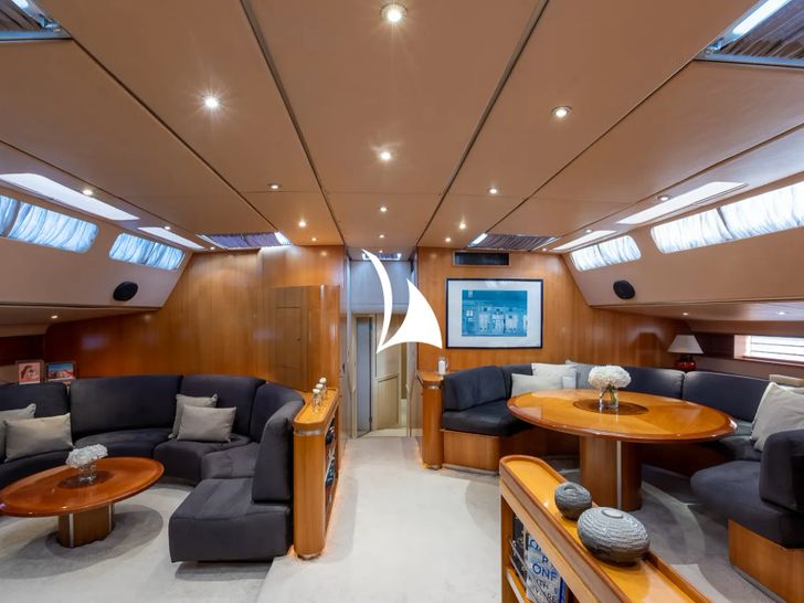 AMADEUS Dynamique 110 - saloon AMADEUS Dynamique 110 - saloon