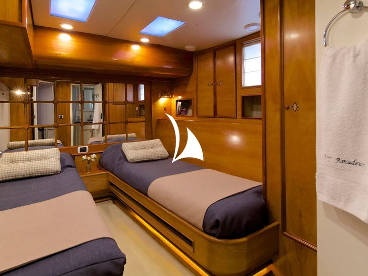 AMADEUS Dynamique 110 - twin cabin AMADEUS Dynamique 110 - twin cabin