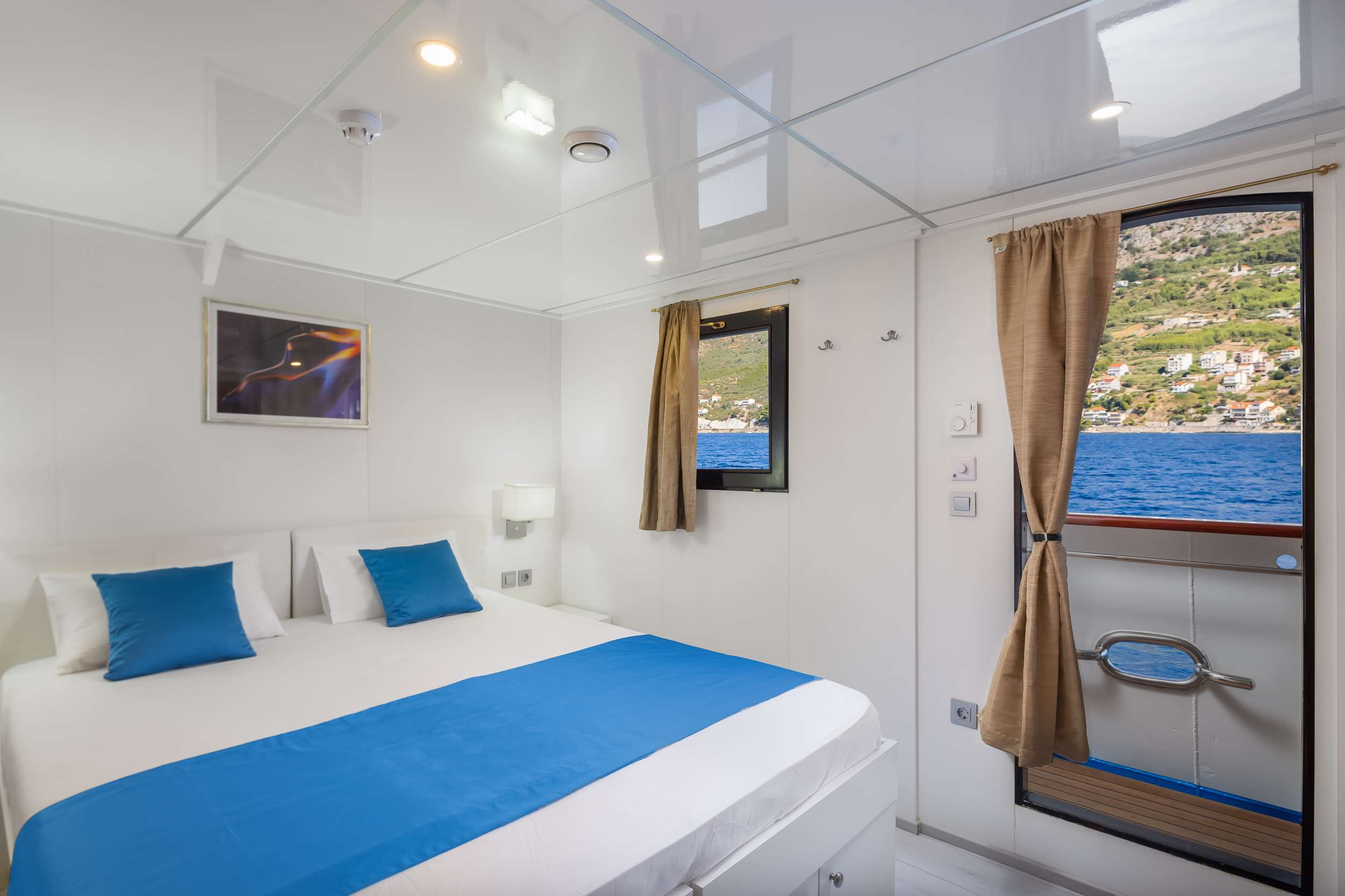 Charter Yacht AMALIA - Custom Motor Yacht 39m - 18 Cabins - Split - Hvar - Dubrovnik - Trogir - Croatia