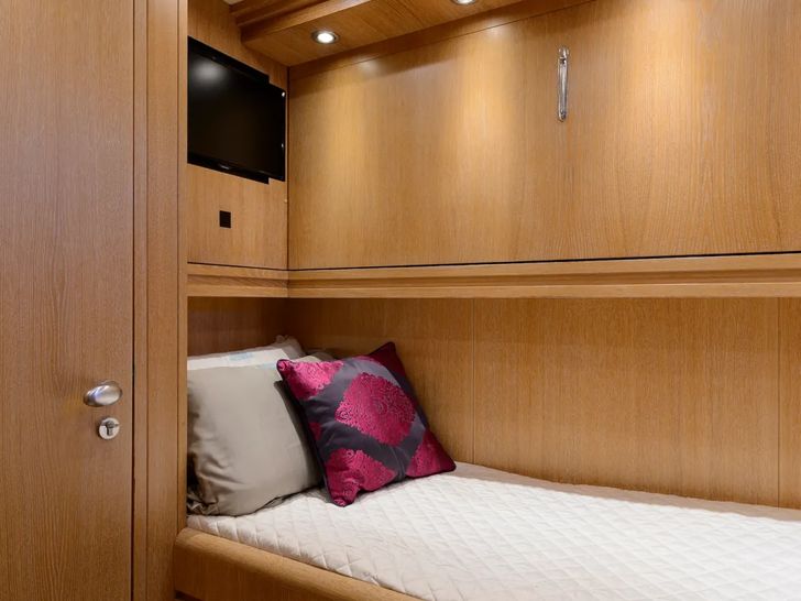 AMAYA Maiora 32 DP Fly - Pullman AMAYA Maiora 32 DP Fly - Pullman