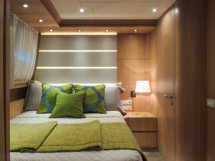 AMAYA Maiora 32 DP Fly - VIP cabin 2 AMAYA Maiora 32 DP Fly - VIP cabin 2
