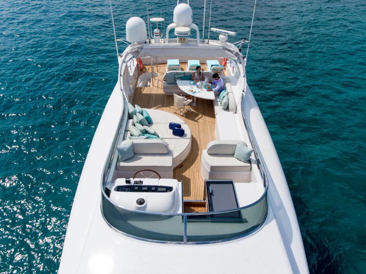 AMAYA Maiora 32 DP Fly - flybridge AMAYA Maiora 32 DP Fly - flybridge