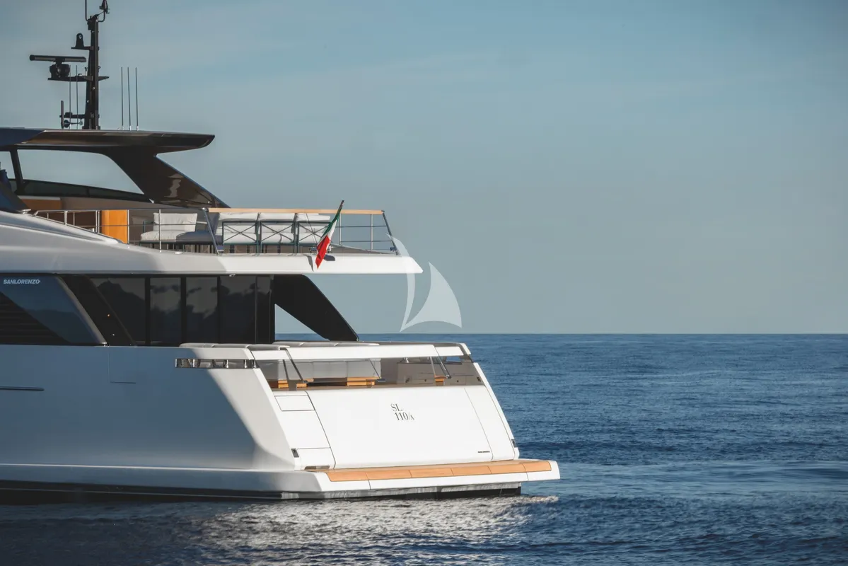 Charter Yacht AMAZING GRACE - Sanlorenzo SL110 Asymmetric - 5 Cabins - Athens - Mykonos - Paros - Cyclades - Greece