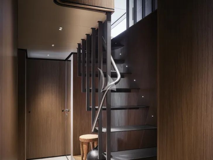AMAZING GRACE Sanlorenzo SL110 Asymmetric - interior staircase AMAZING GRACE Sanlorenzo SL110 Asymmetric - interior staircase