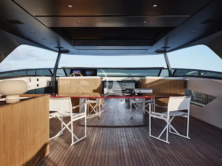 AMAZING GRACE Sanlorenzo SL110 Asymmetric - upper deck dining area helm station AMAZING GRACE Sanlorenzo SL110 Asymmetric - upper deck dining area helm station