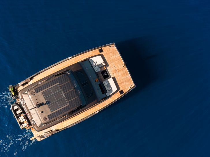 AMBER ONE Sunreef Fly AMBER ONE Sunreef Fly