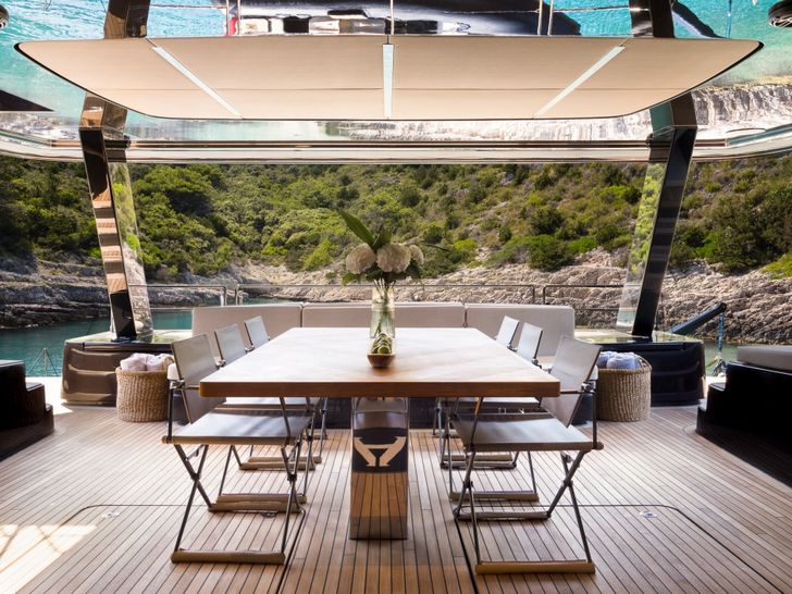 AMBER ONE Sunreef Anchor AMBER ONE Sunreef Anchor