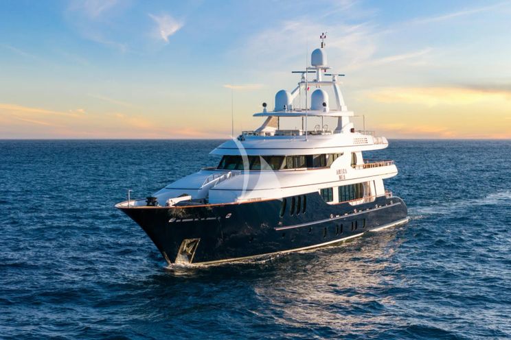 Charter Yacht AMICA MEA - Hakvoort 152 - 5 Cabins - St Martin - St Barths - Leewards - Caribbean