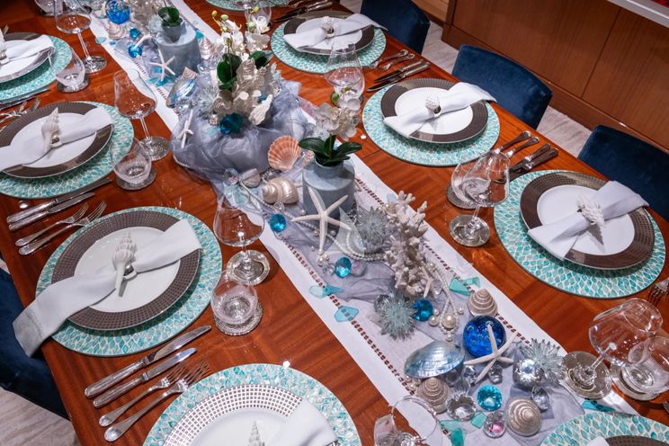 Charter Yacht AMICA MEA - Hakvoort 152 - 5 Cabins - St Martin - St Barths - Leewards - Caribbean