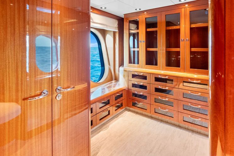 Charter Yacht AMICA MEA - Hakvoort 152 - 5 Cabins - St Martin - St Barths - Leewards - Caribbean