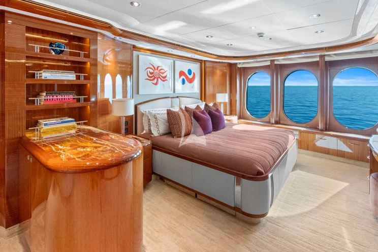 Charter Yacht AMICA MEA - Hakvoort 152 - 5 Cabins - St Martin - St Barths - Leewards - Caribbean