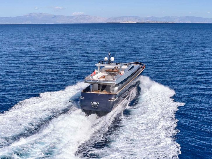 AMICI PER SEMPRE Baglietto 34m - cruising aft view AMICI PER SEMPRE Baglietto 34m - cruising aft view