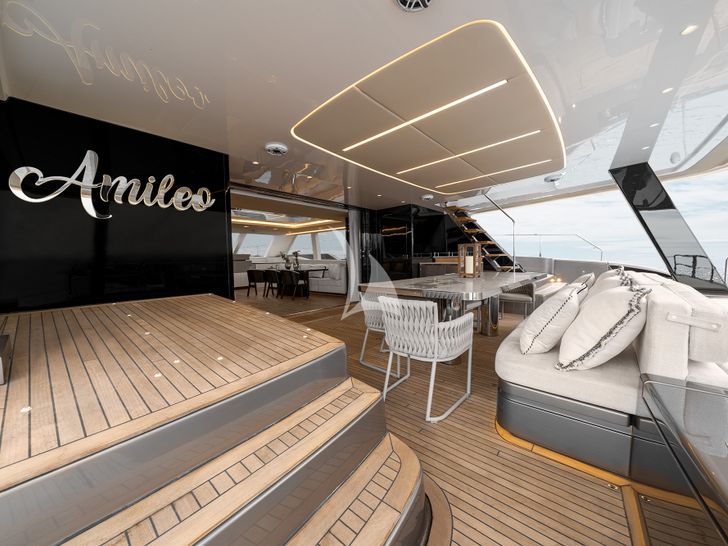 AMILEO Sunreef 70 - aft deck AMILEO Sunreef 70 - aft deck