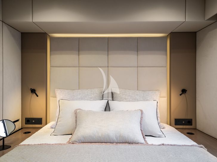 AMILEO Sunreef 70 - VIP cabin 2 AMILEO Sunreef 70 - VIP cabin 2