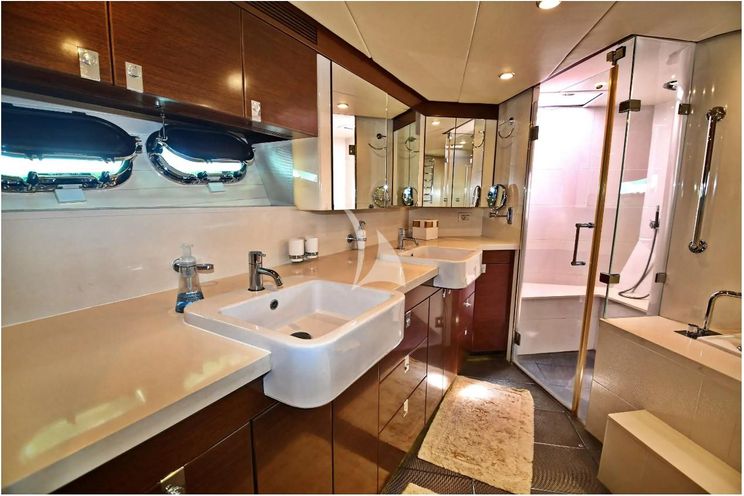 Charter Yacht AMMONITE - Nordhavn Custom 23m - 3 Cabins - Abaco - Nassau - Exumas - Bahamas