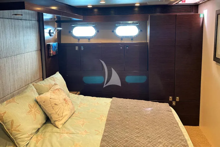 Charter Yacht AMMONITE - Nordhavn Custom 23m - 3 Cabins - Abaco - Nassau - Exumas - Bahamas