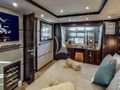 AMMONITE Numarine 78 master cabin bed with TV