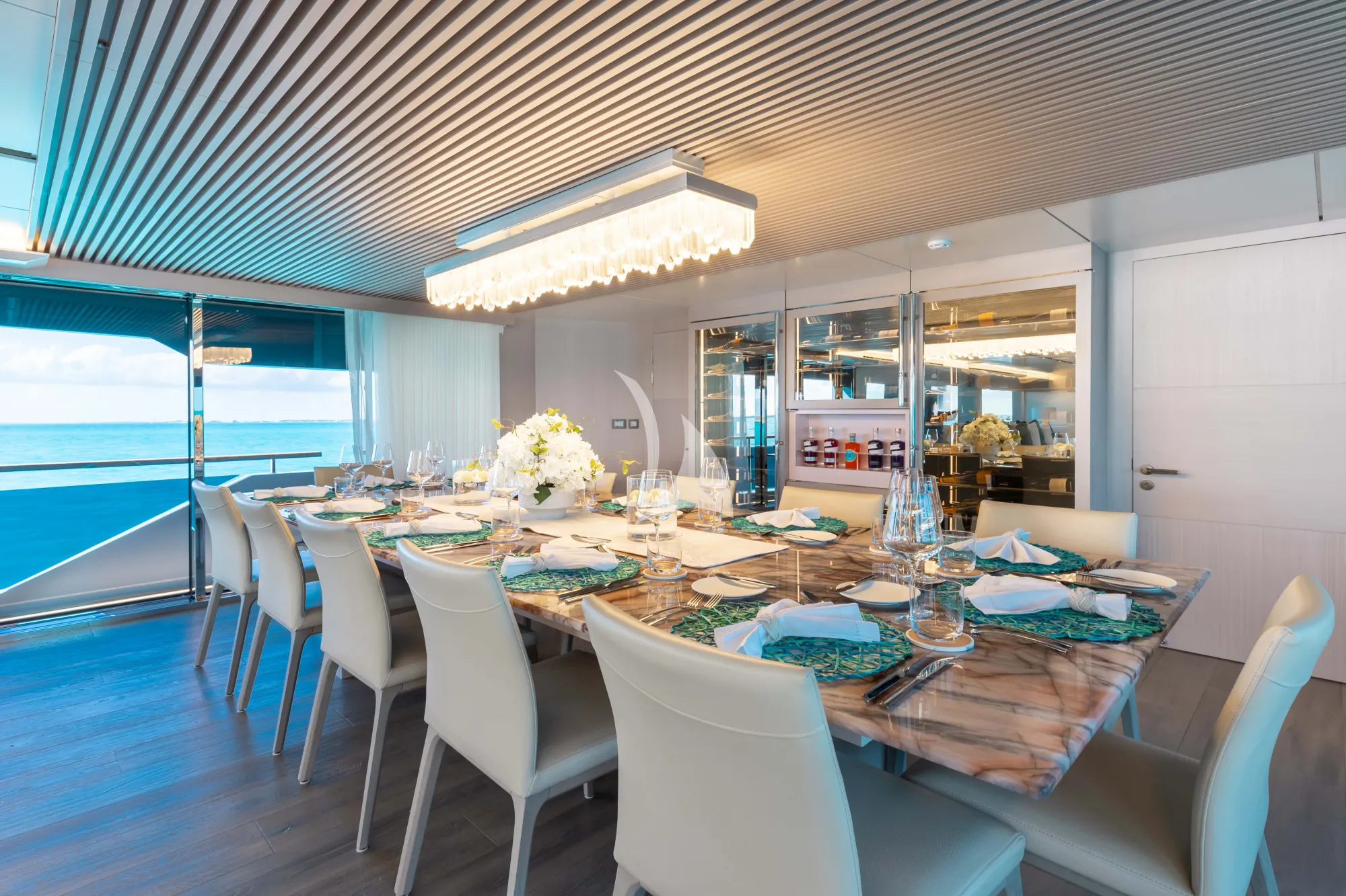 Charter Yacht AMORE - Numarine 37 XP - 6 Cabins - Nassau - Exumas - Bahamas