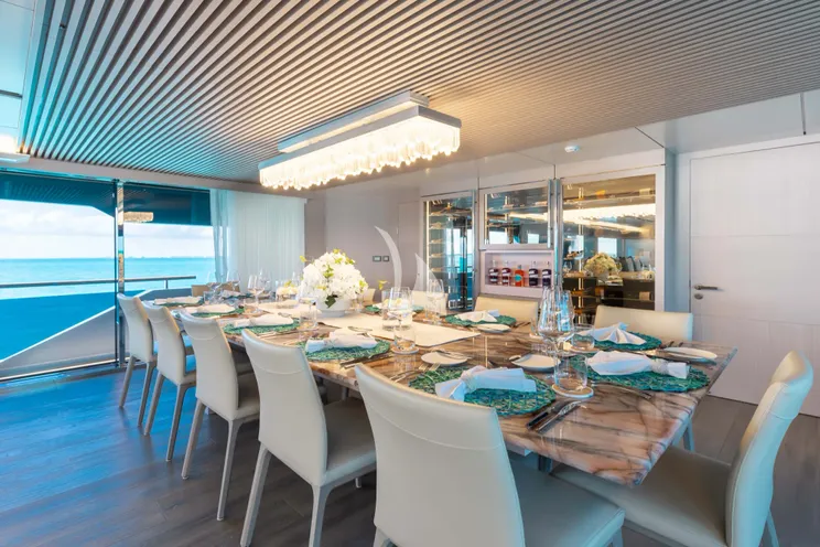 Charter Yacht AMORE - Numarine 37 XP - 6 Cabins - Nassau - Exumas - Bahamas