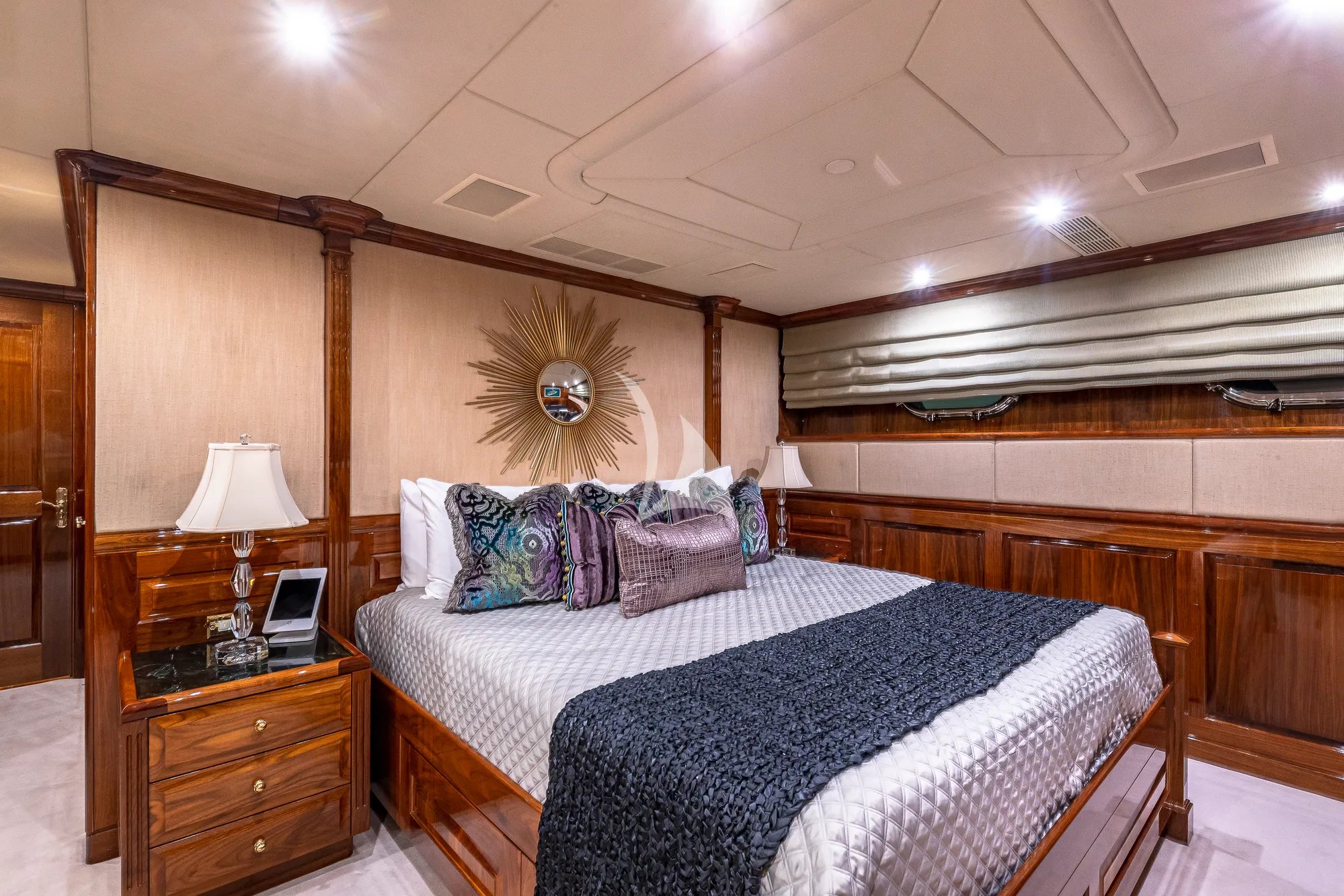 Charter Yacht AMORE - Christensen 157 - 5 Cabins - Mexico - California