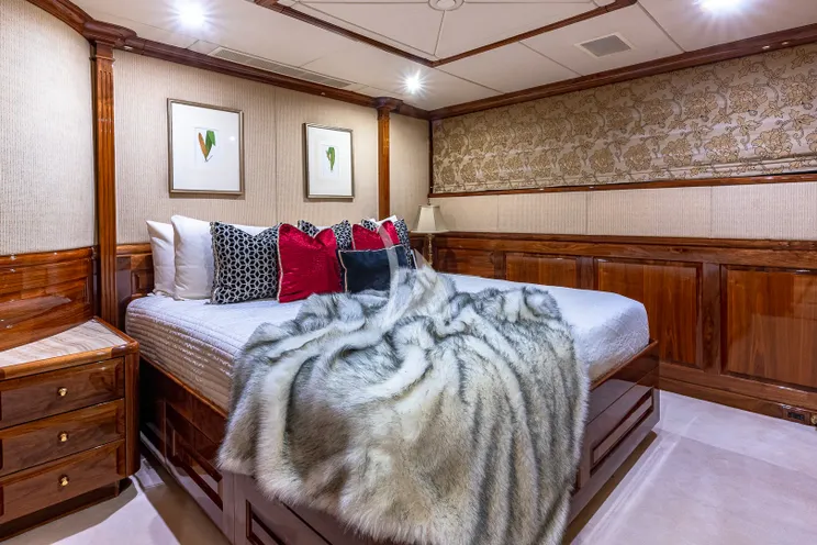 Charter Yacht AMORE - Christensen 157 - 5 Cabins - Mexico - California