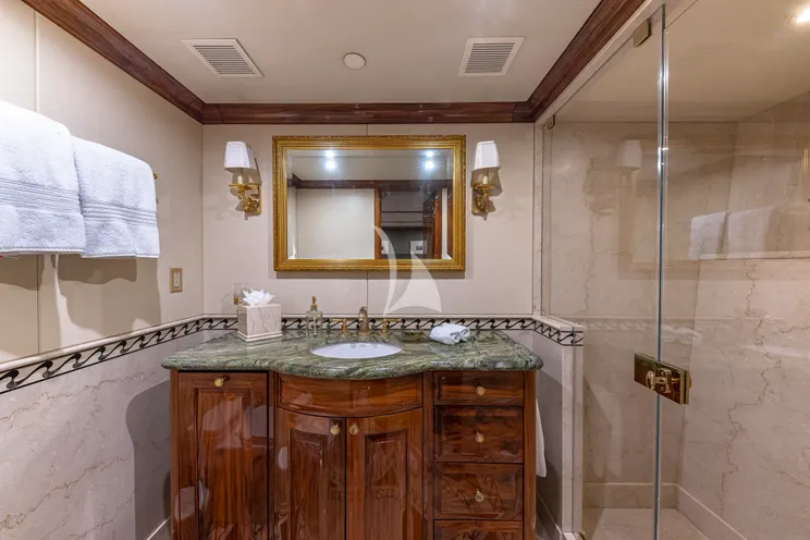 Charter Yacht AMORE - Christensen 157 - 5 Cabins - Mexico - California