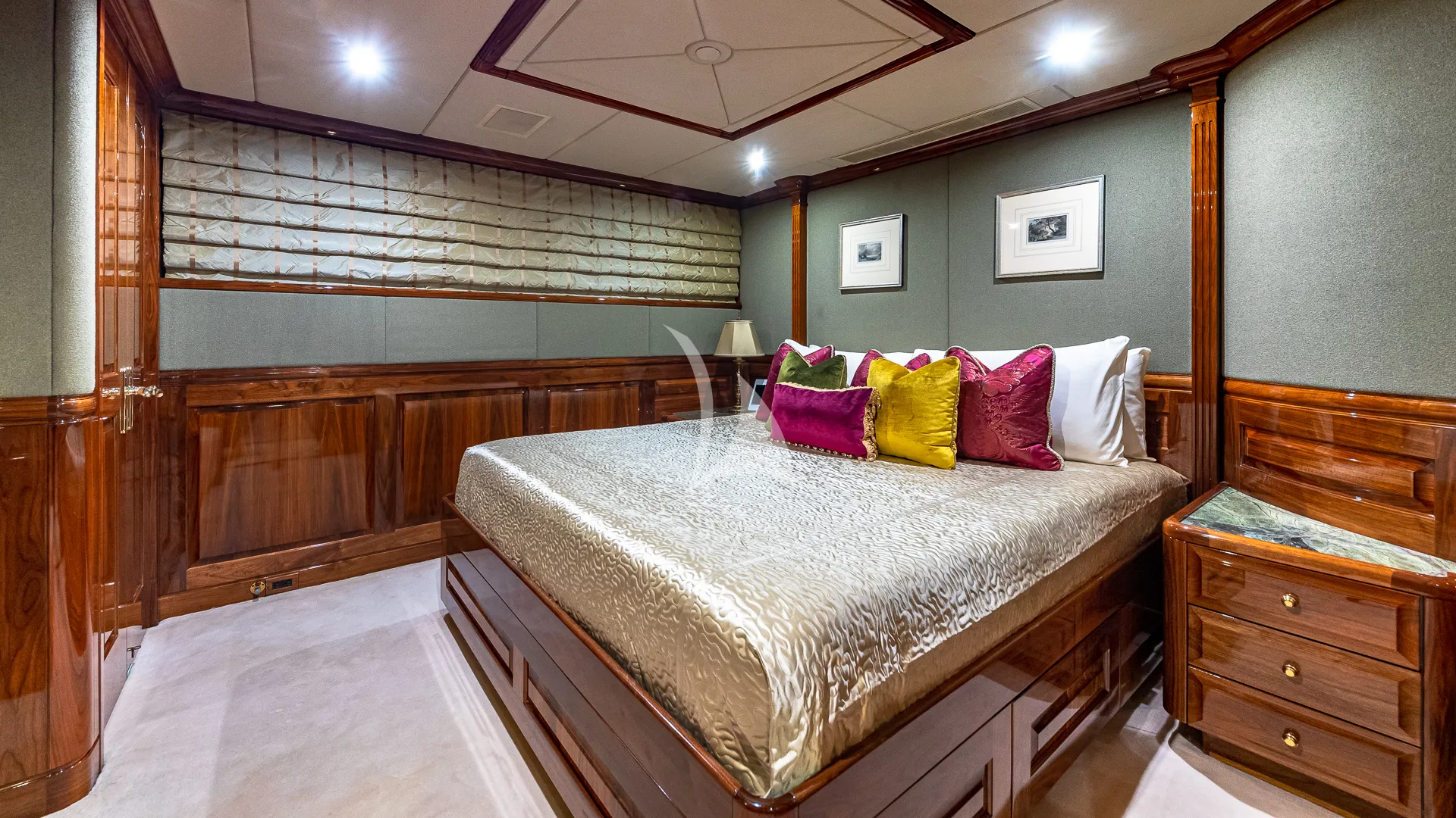 Charter Yacht AMORE - Christensen 157 - 5 Cabins - Mexico - California