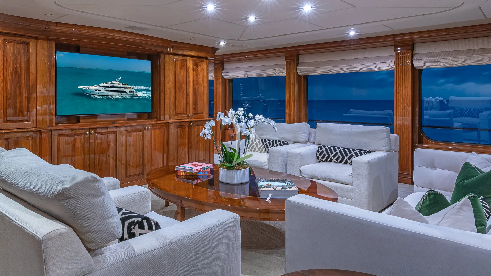Charter Yacht AMORE - Christensen 157 - 5 Cabins - Mexico - California