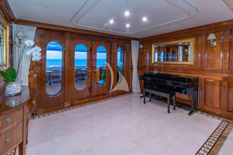 Charter Yacht AMORE - Christensen 157 - 5 Cabins - Mexico - California