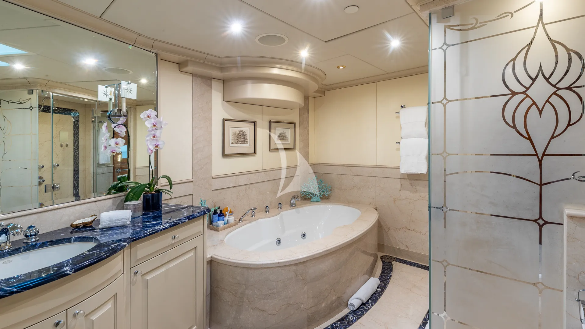 Charter Yacht AMORE - Christensen 157 - 5 Cabins - Mexico - California