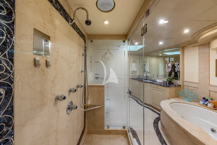 Charter Yacht AMORE - Christensen 157 - 5 Cabins - Mexico - California