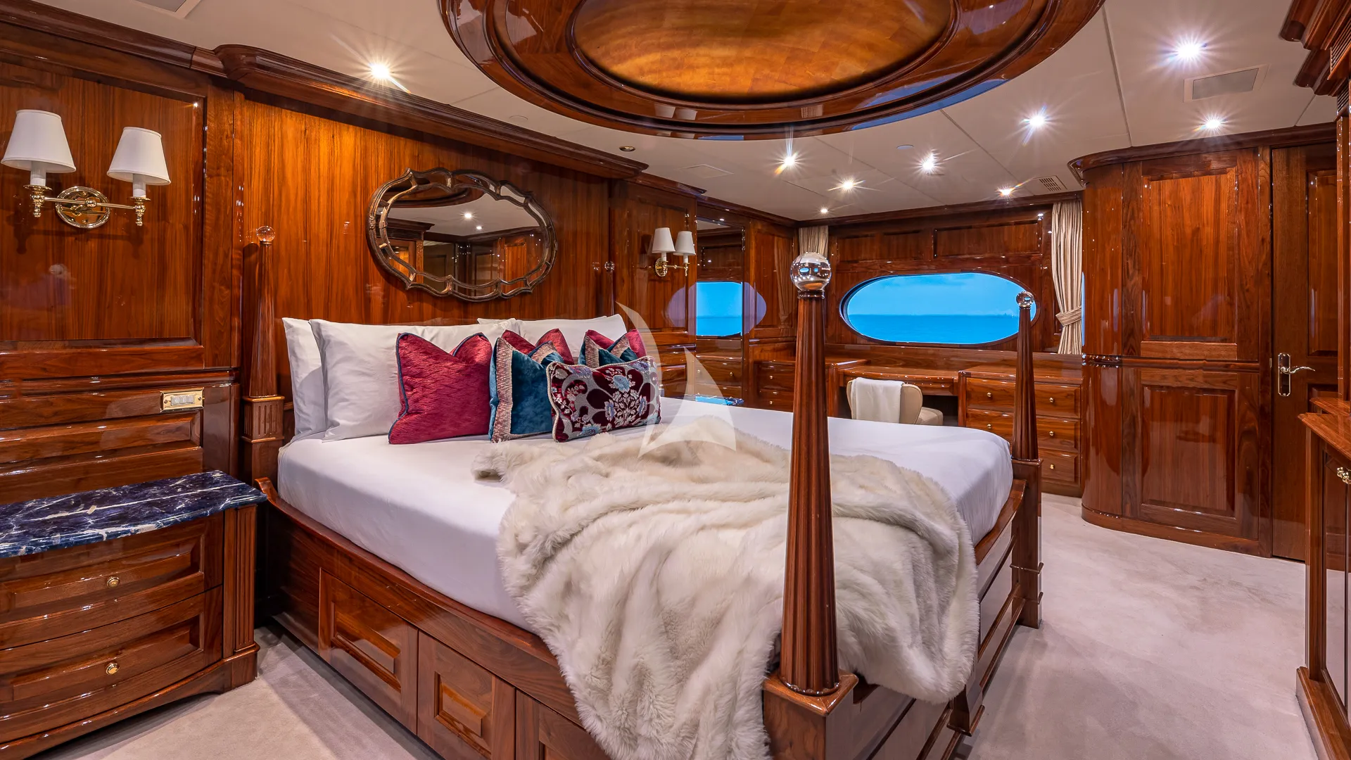 Charter Yacht AMORE - Christensen 157 - 5 Cabins - Mexico - California
