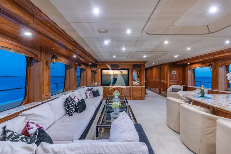 Charter Yacht AMORE - Christensen 157 - 5 Cabins - Mexico - California