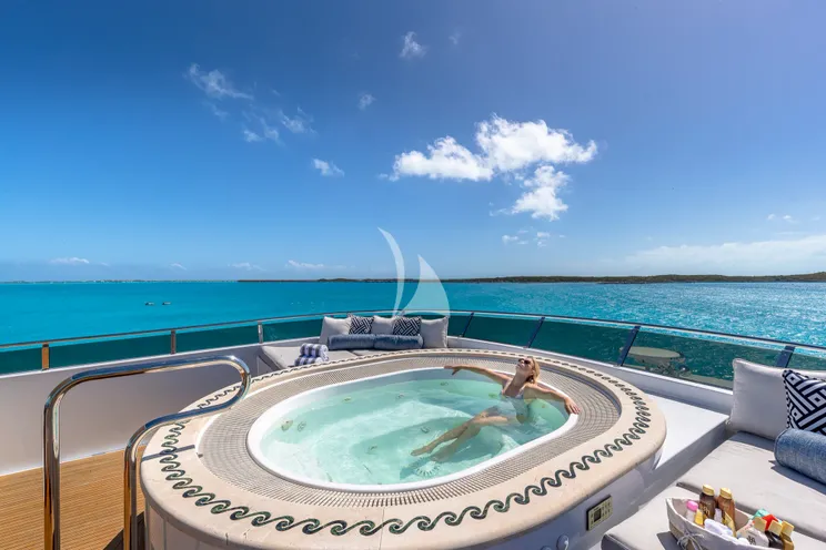 Charter Yacht AMORE - Christensen 157 - 5 Cabins - Mexico - California