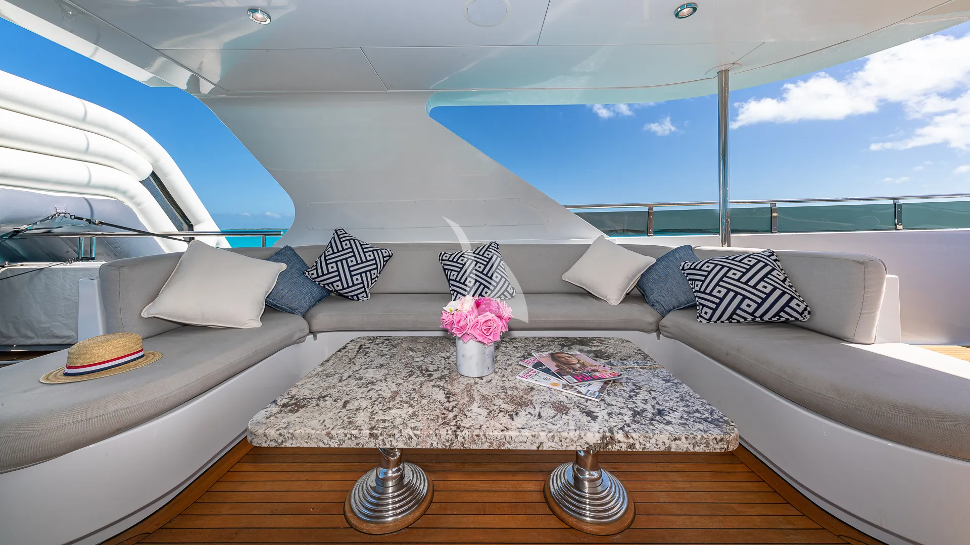 Charter Yacht AMORE - Christensen 157 - 5 Cabins - Mexico - California