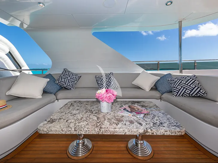 AMORE Christensen 157 - sundeck lounge AMORE Christensen 157 - sundeck lounge