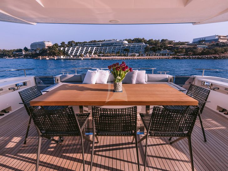 ANASSA A Ferretti 850 - aft deck dining ANASSA A Ferretti 850 - aft deck dining