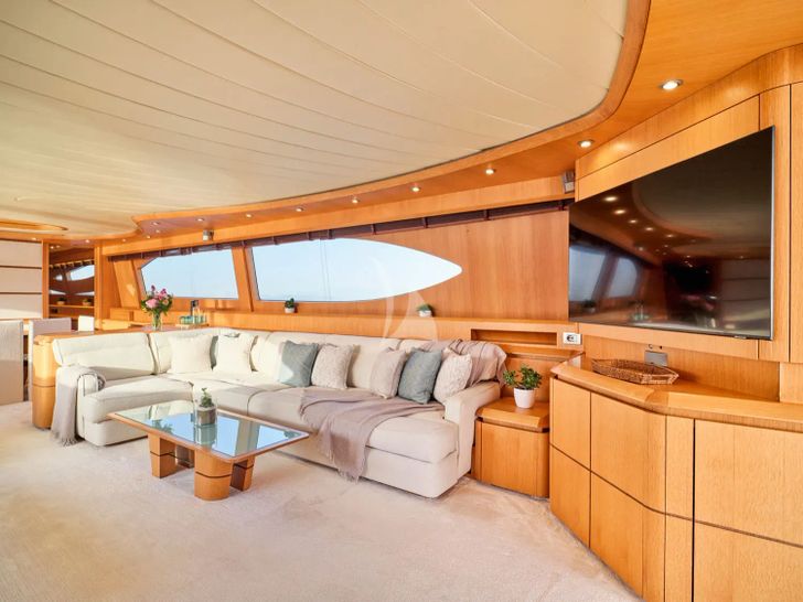 ANASA Maiora 35m - main saloon seating and TV ANASA Maiora 35m - main saloon seating and TV