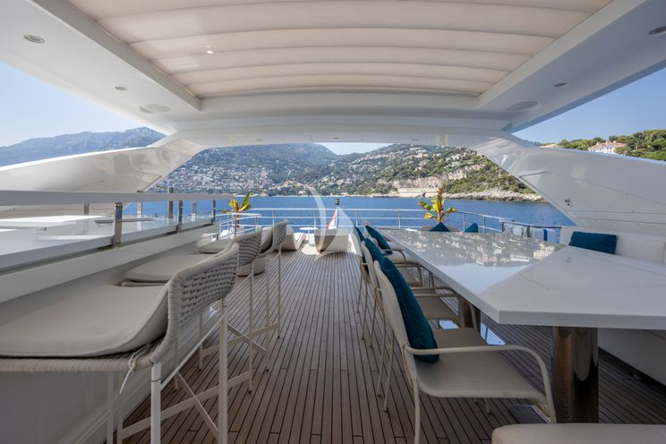 Charter Yacht ANASTASIA V - Azimut 23m - 5 Cabins - Cannes - Monaco - St. Tropez - French Riviera