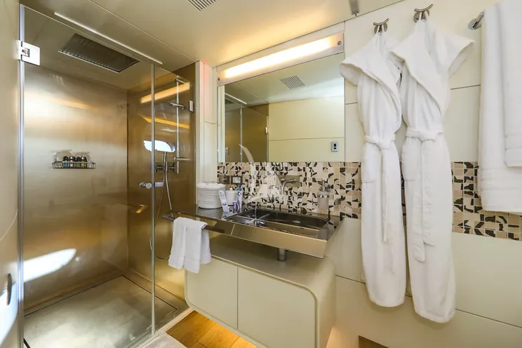 Charter Yacht ANAVI - Admiral 35 - 4 Cabins - San Remo - Liguria - Genoa - La Spezia - Italian Riviera