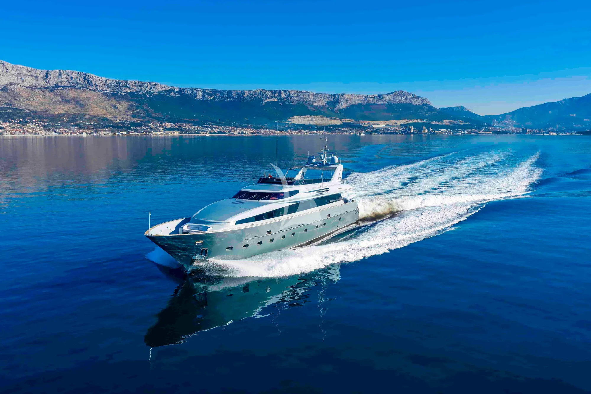 Charter Yacht ANAVI - Admiral 35 - 4 Cabins - San Remo - Liguria - Genoa - La Spezia - Italian Riviera