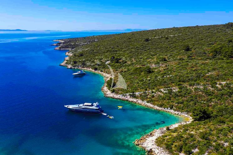 Charter Yacht ANAVI - Admiral 35 - 4 Cabins - San Remo - Liguria - Genoa - La Spezia - Italian Riviera