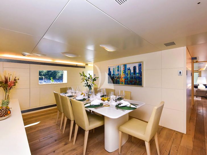 ANAVI Admiral 35 - main dining area ANAVI Admiral 35 - main dining area